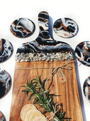 Hand poured resin cheeseboard and 8 coasters