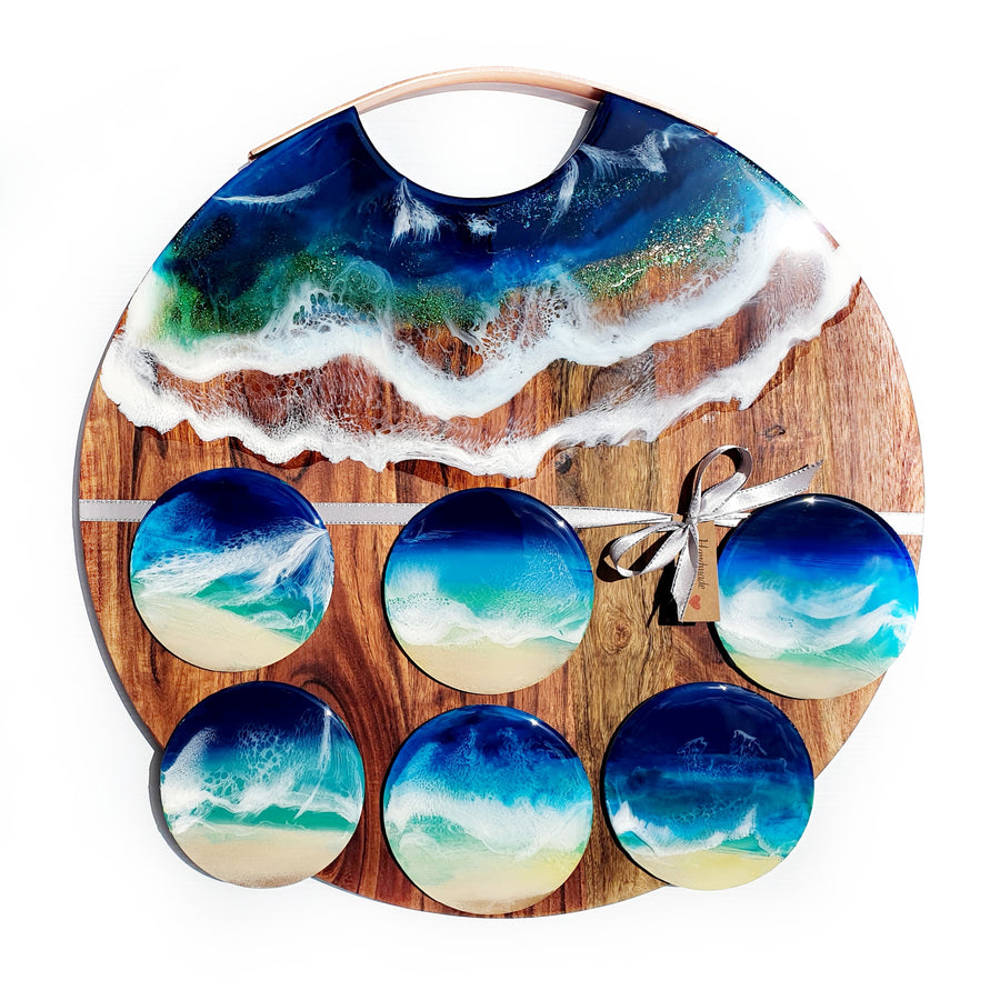 Hand poured resin cheeseboard and  6 coasters