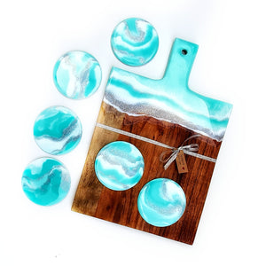 Hand poured resin cheeseboard and  6 coasters