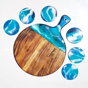 Hand poured resin cheeseboard and 6 coasters